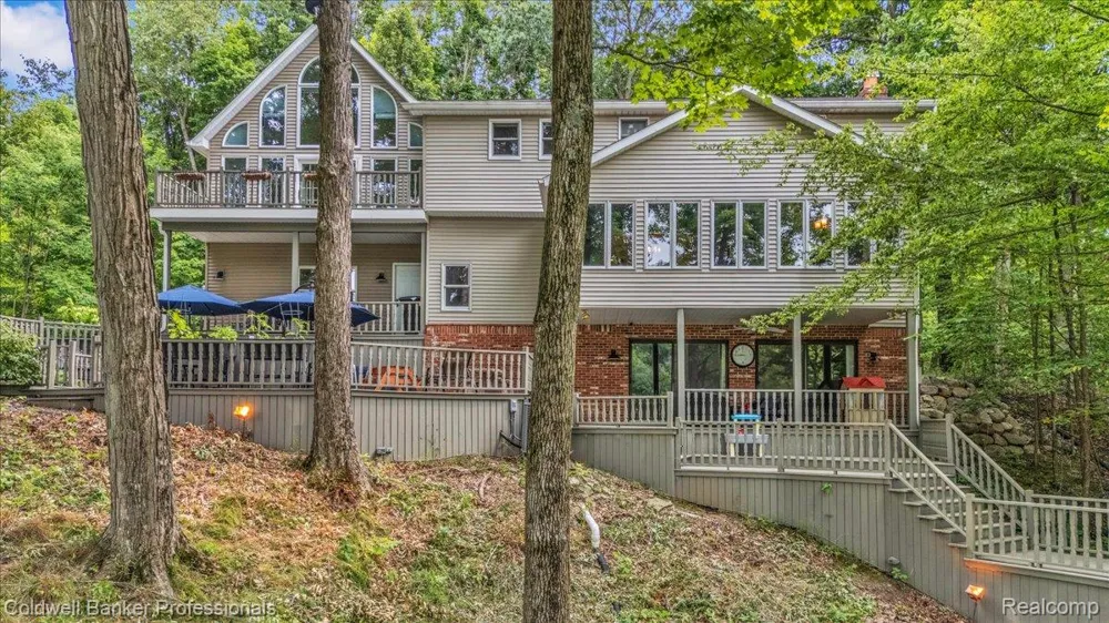 4100 Waterland W Drive Hadley Township, MI 48455