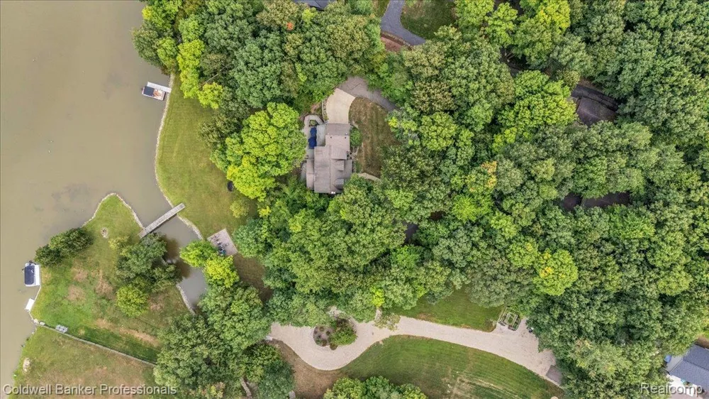 4100 Waterland W Drive Hadley Township, MI 48455