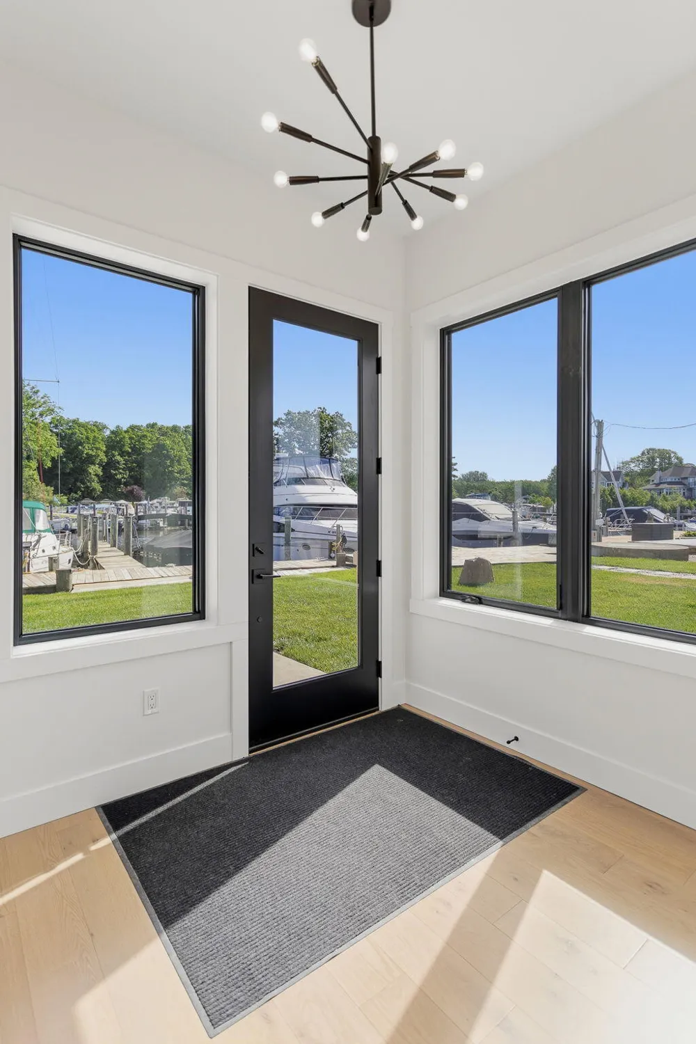 3 Bailey Avenue #2 South Haven City, MI 49090