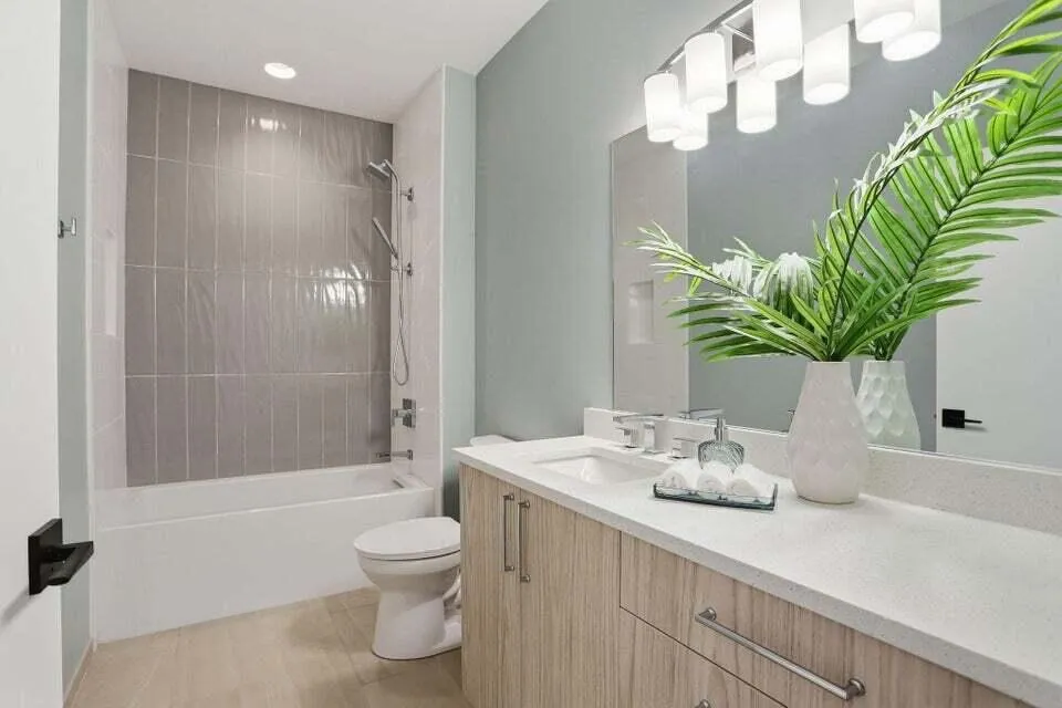 3 Bailey Avenue #2 South Haven City, MI 49090