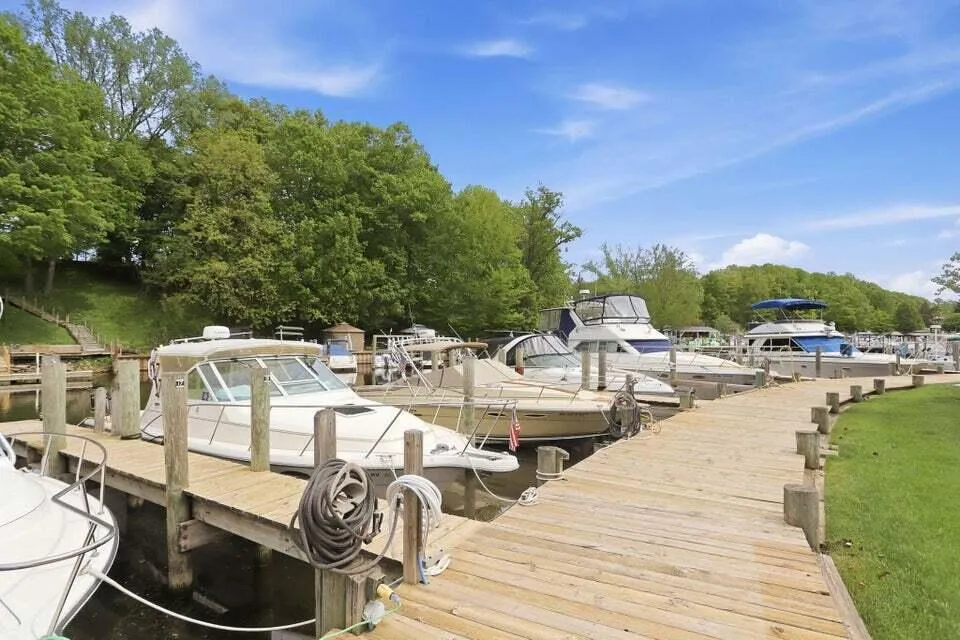 3 Bailey Avenue #2 South Haven City, MI 49090