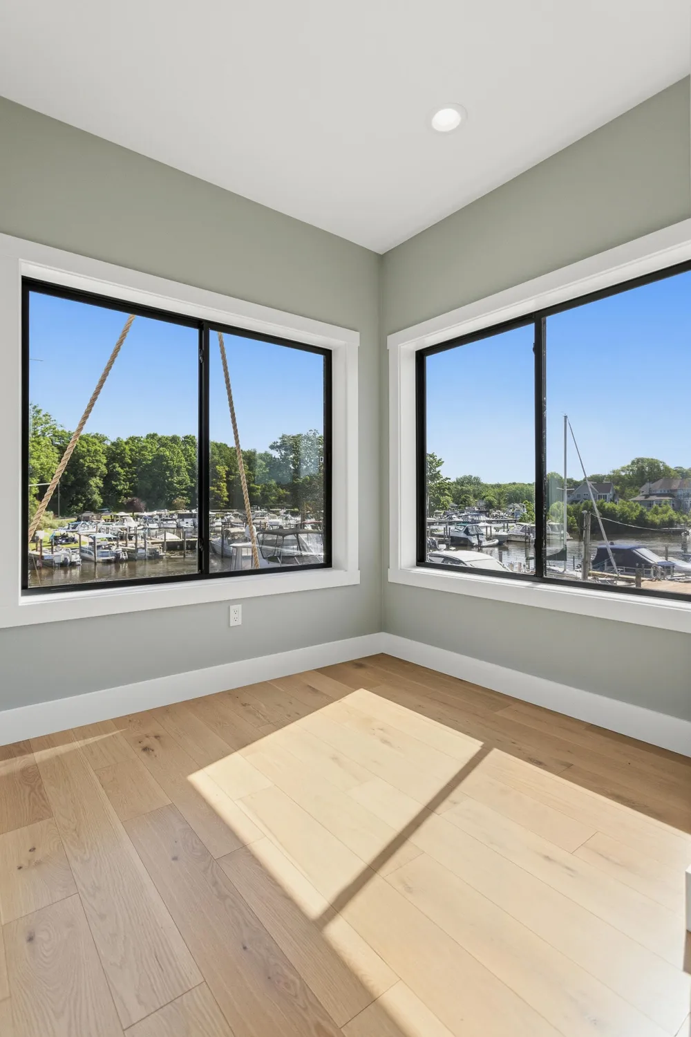 3 Bailey Avenue #2 South Haven City, MI 49090