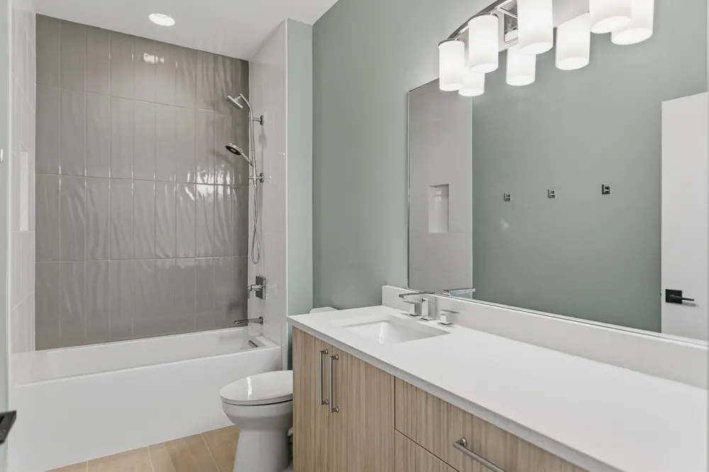 3 Bailey Avenue #2 South Haven City, MI 49090
