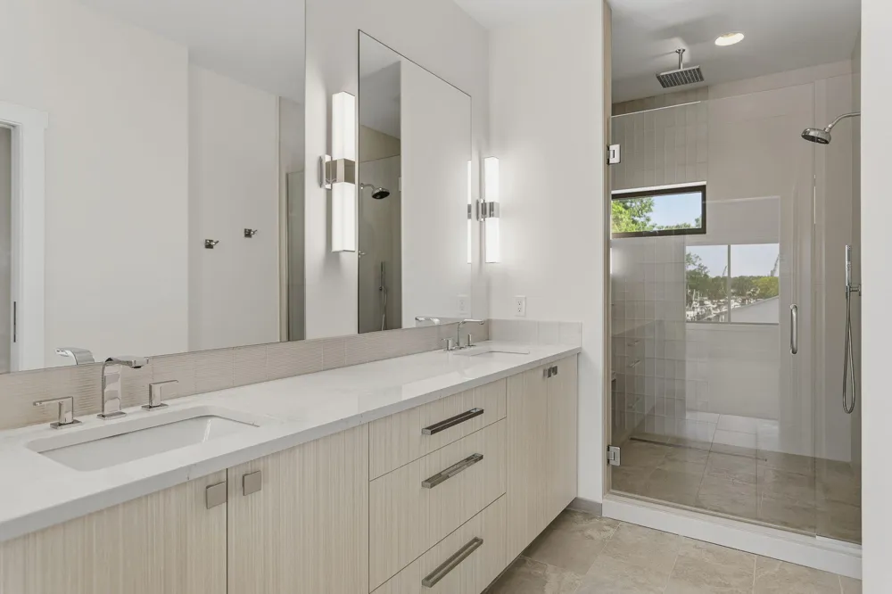 3 Bailey Avenue #2 South Haven City, MI 49090