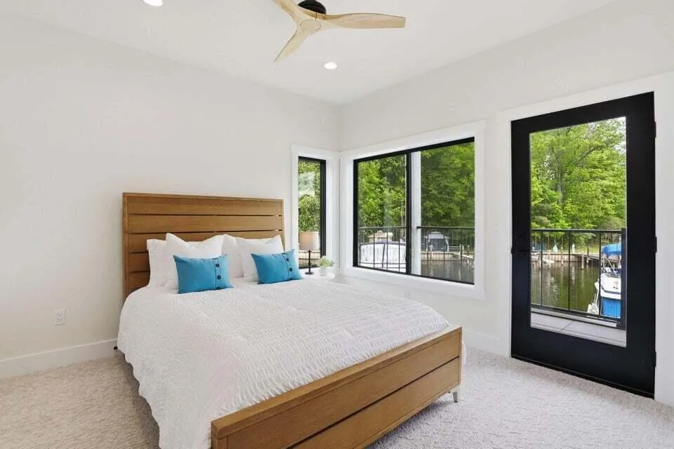3 Bailey Avenue #2 South Haven City, MI 49090