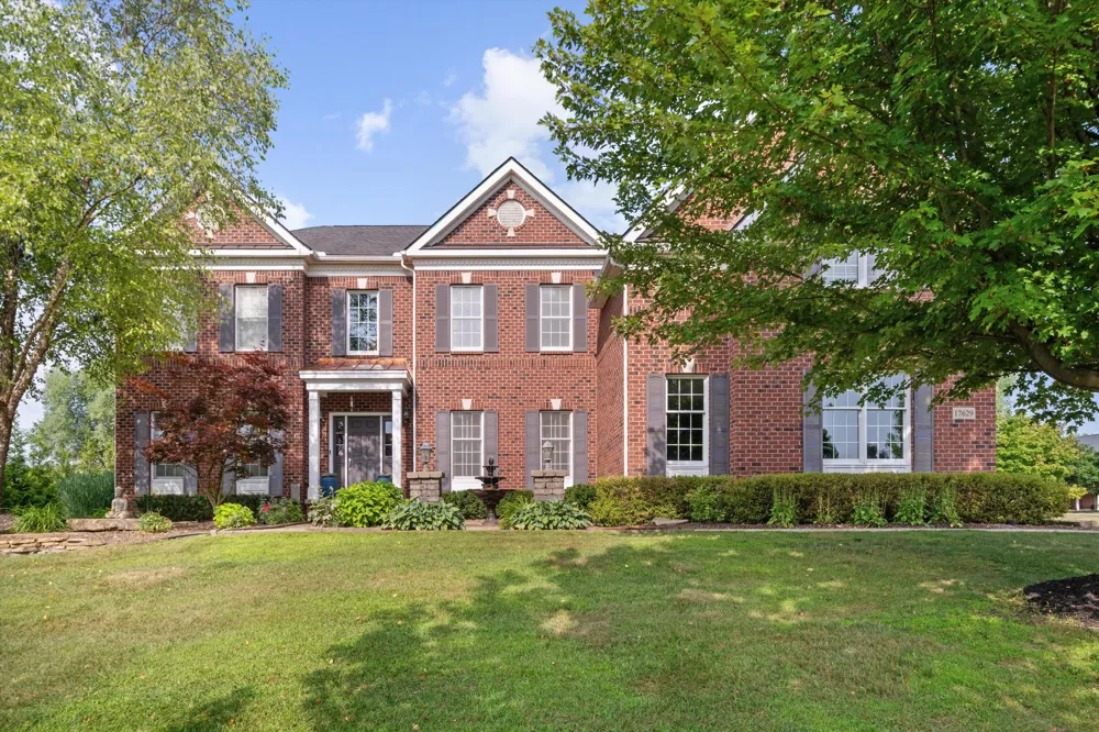 17629 Mystic Valley Court Northville Township, MI 48168