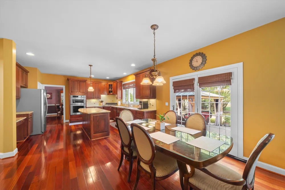 17629 Mystic Valley Court Northville Township, MI 48168