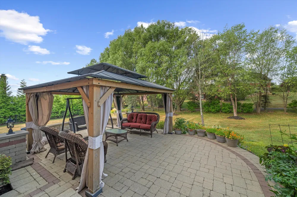 17629 Mystic Valley Court Northville Township, MI 48168