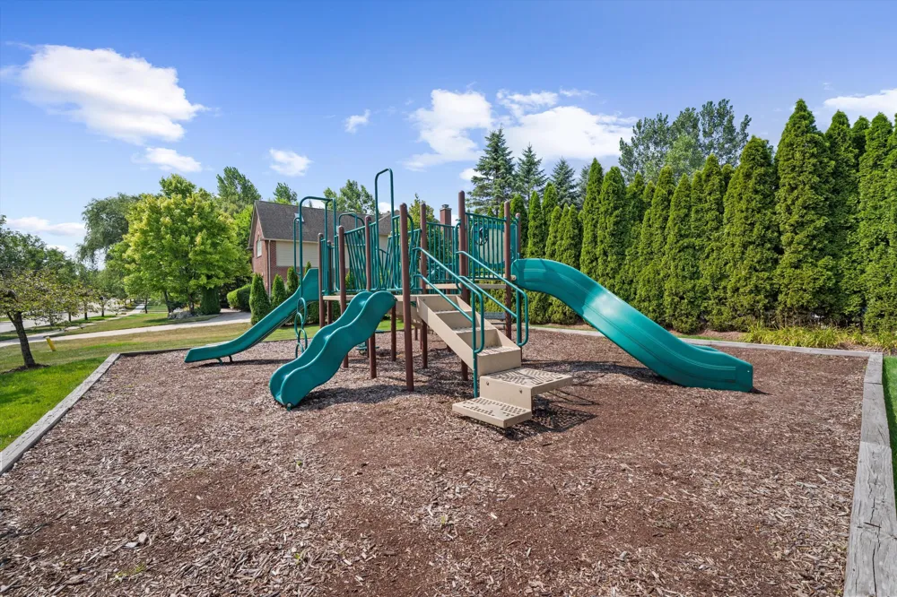 17629 Mystic Valley Court Northville Township, MI 48168