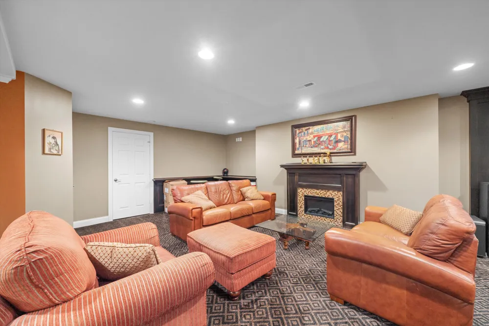 17629 Mystic Valley Court Northville Township, MI 48168