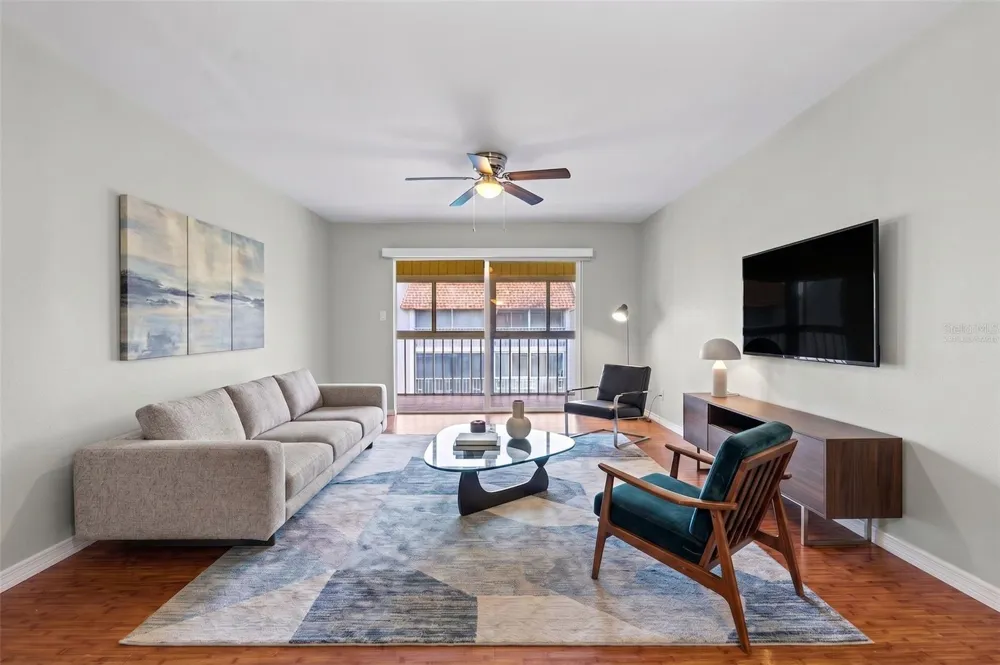1310 GLEN OAKS DRIVE E #383E Sarasota, FL 34232