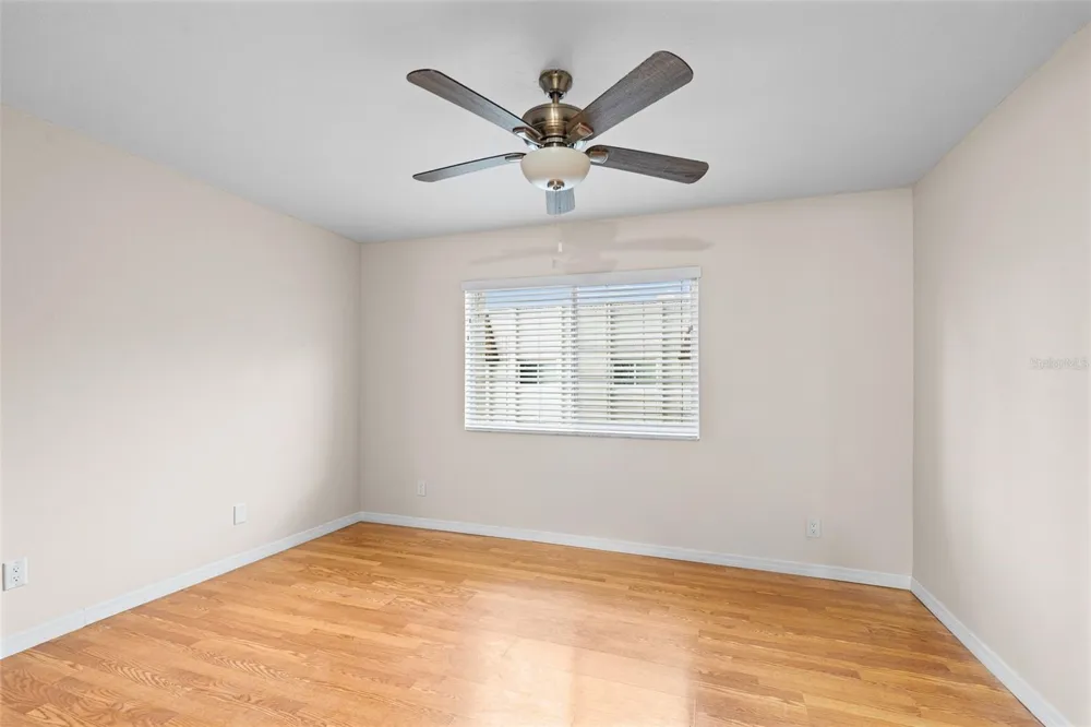 1310 GLEN OAKS DRIVE E #383E Sarasota, FL 34232
