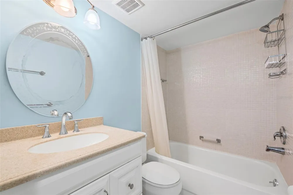 1310 GLEN OAKS DRIVE E #383E Sarasota, FL 34232