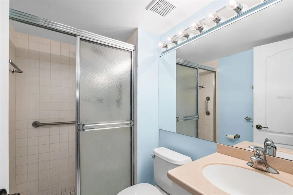 1310 GLEN OAKS DRIVE E #383E Sarasota, FL 34232