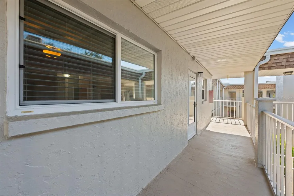 1310 GLEN OAKS DRIVE E #383E Sarasota, FL 34232