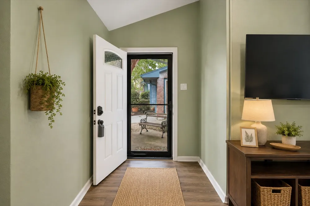 13635 Weald Green Street Dallas, TX 75240