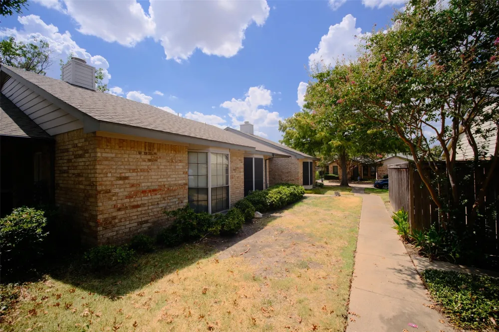 2111 E Beltline Road Richardson, TX 75081
