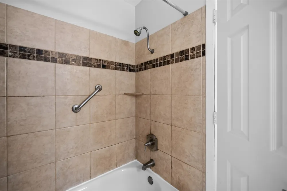 2111 E Beltline Road Richardson, TX 75081