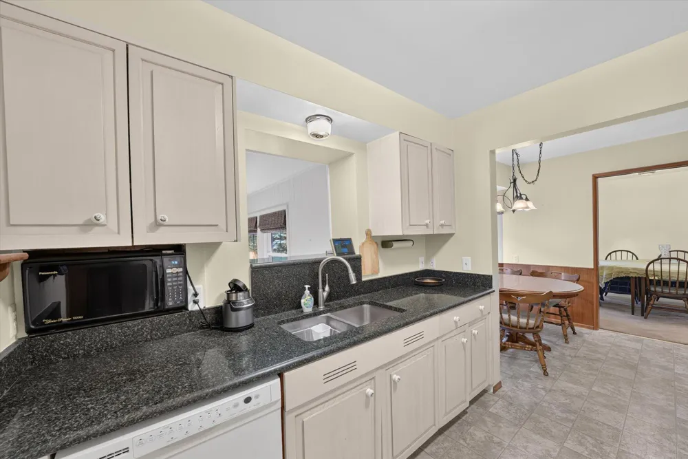 30030 Westgate Road Farmington Hills, MI 48334