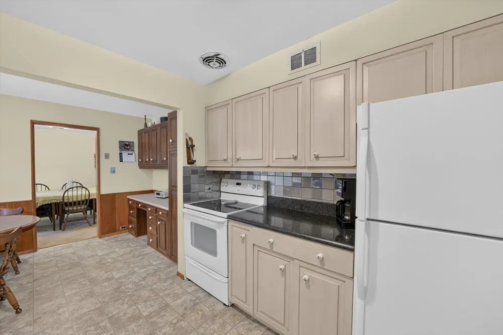 30030 Westgate Road Farmington Hills, MI 48334