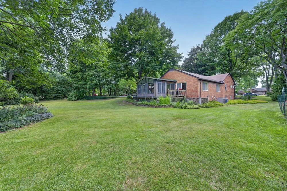 30030 Westgate Road Farmington Hills, MI 48334