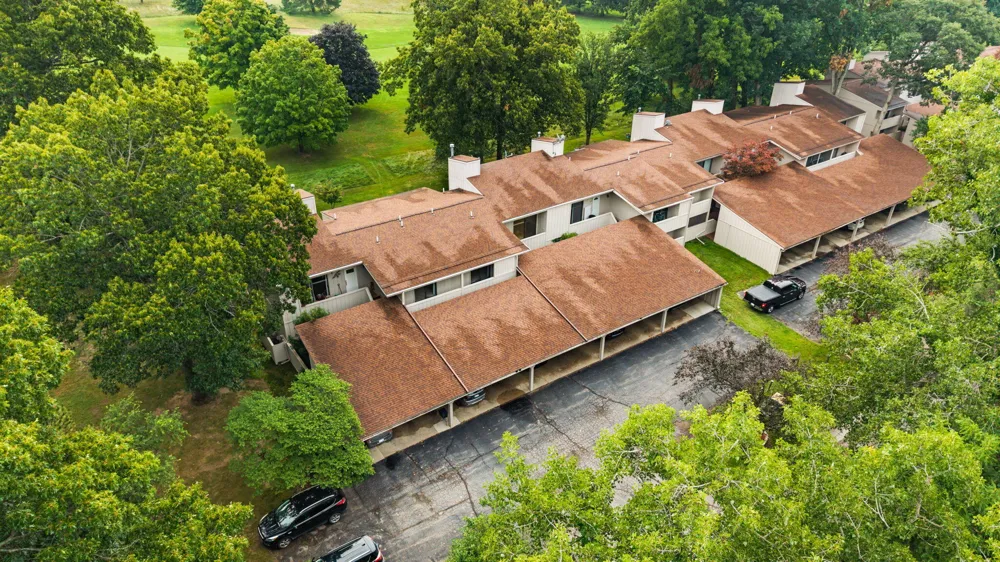 304 Fairway Cove Tecumseh, MI 49286