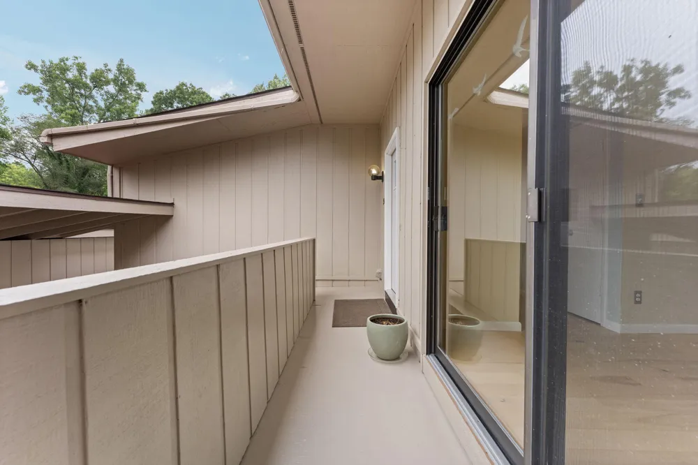 304 Fairway Cove Tecumseh, MI 49286