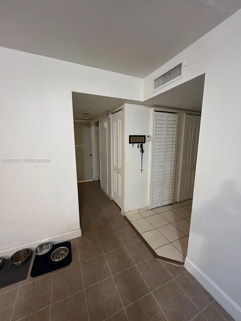 18111 NW 68th Ave #H102 Hialeah, FL 33015