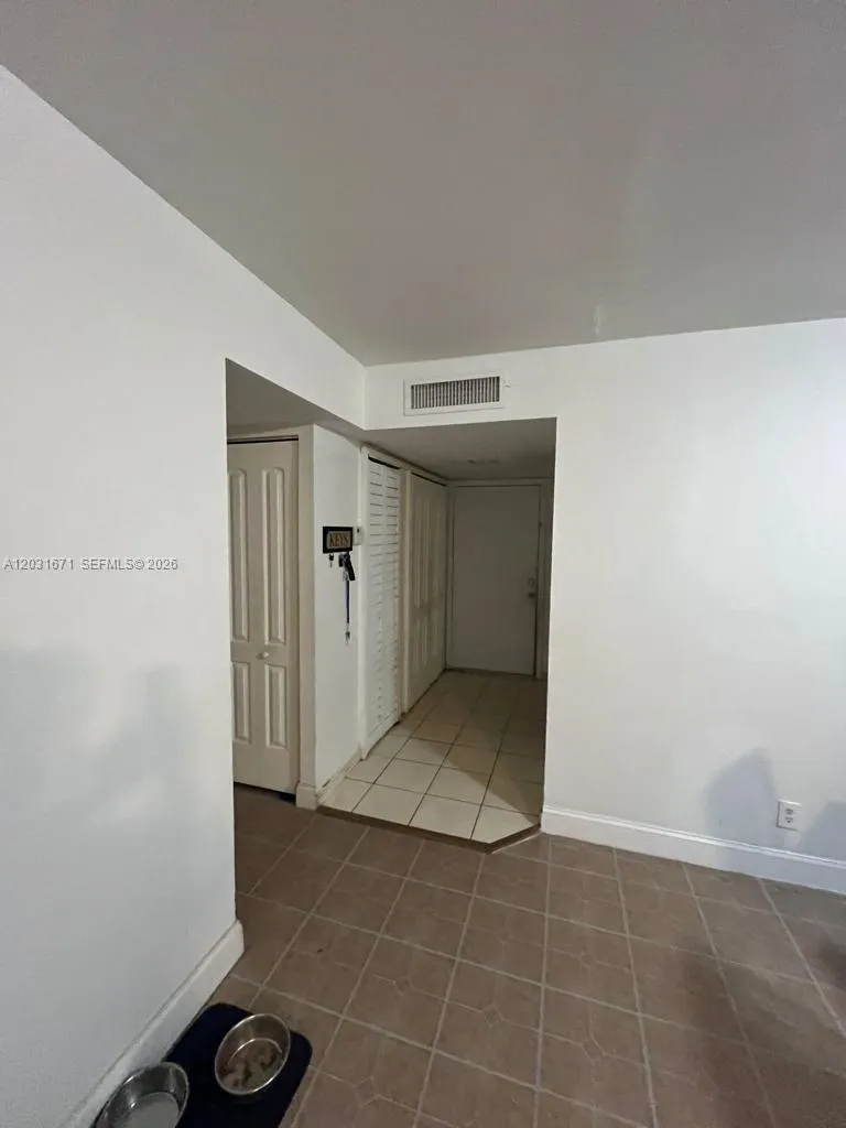 18111 NW 68th Ave #H102 Hialeah, FL 33015