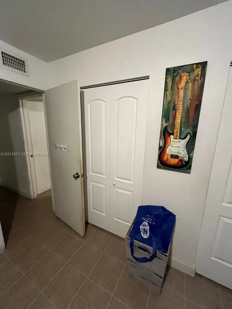 18111 NW 68th Ave #H102 Hialeah, FL 33015