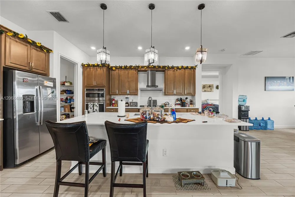 1085 Haywagon Trl Loxahatchee, FL 33470