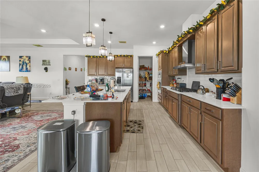 1085 Haywagon Trl Loxahatchee, FL 33470