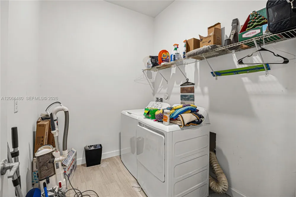 1085 Haywagon Trl Loxahatchee, FL 33470