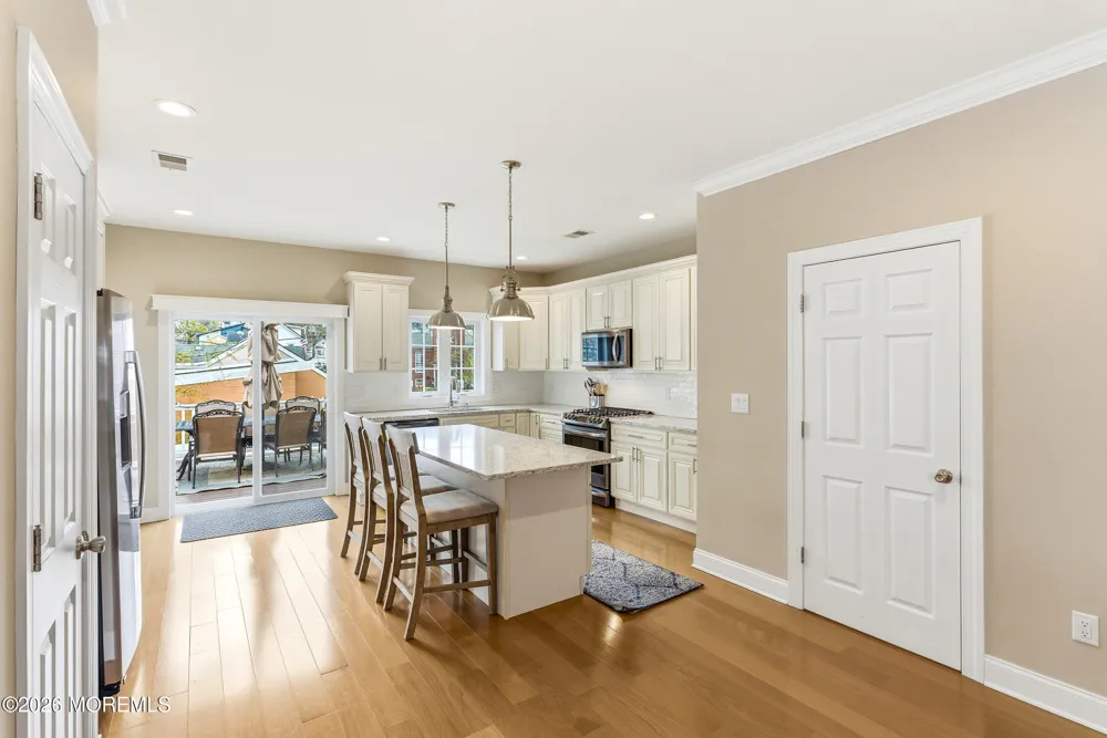 15 4th Street Highlands, NJ 07732