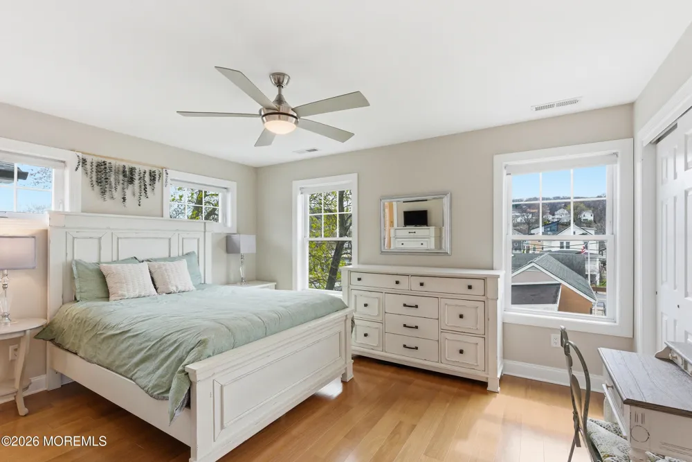 15 4th Street Highlands, NJ 07732