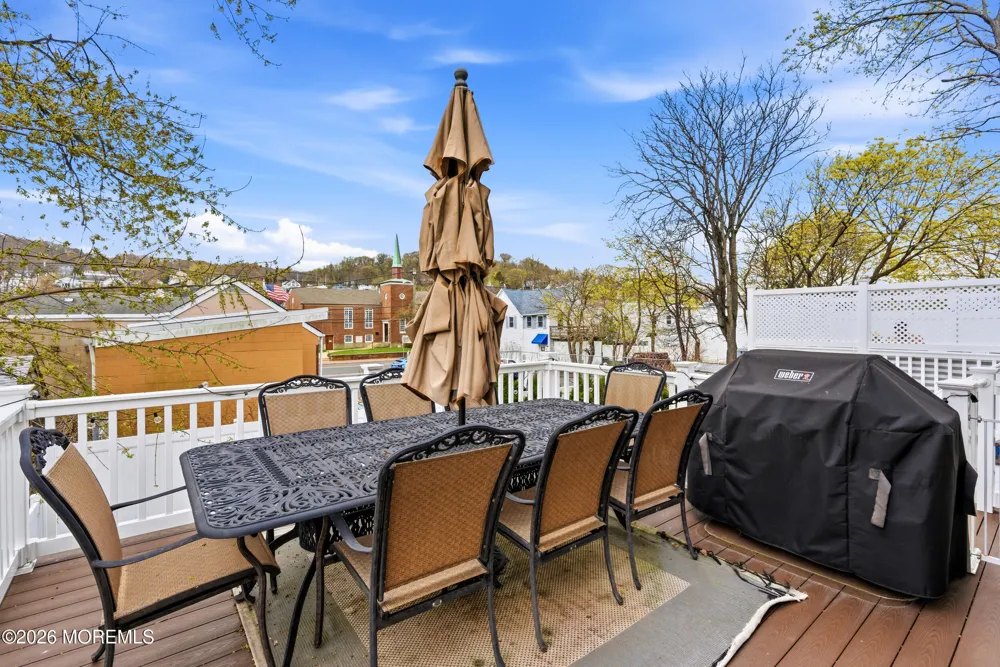 15 4th Street Highlands, NJ 07732