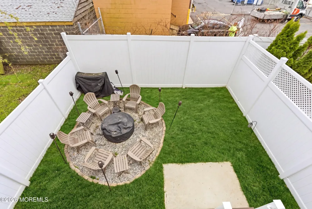15 4th Street Highlands, NJ 07732