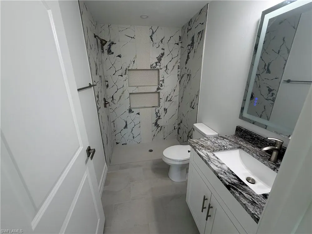105 Concord Loop Labelle, FL 33935