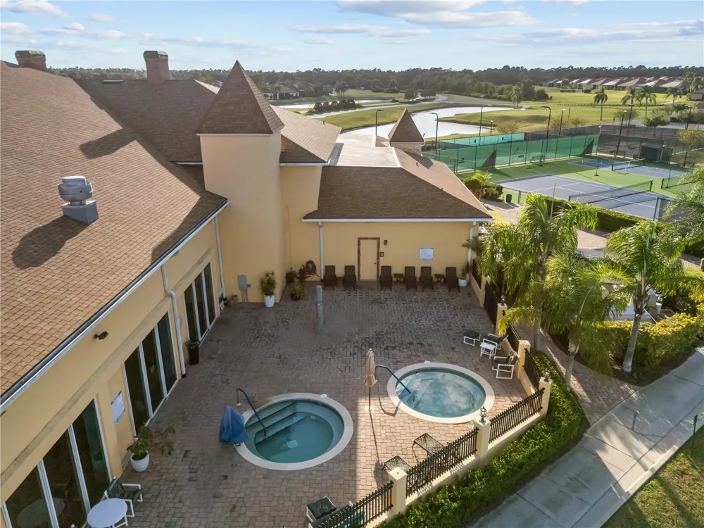 4048 PHOENICIAN WAY Winter Haven, FL 33884