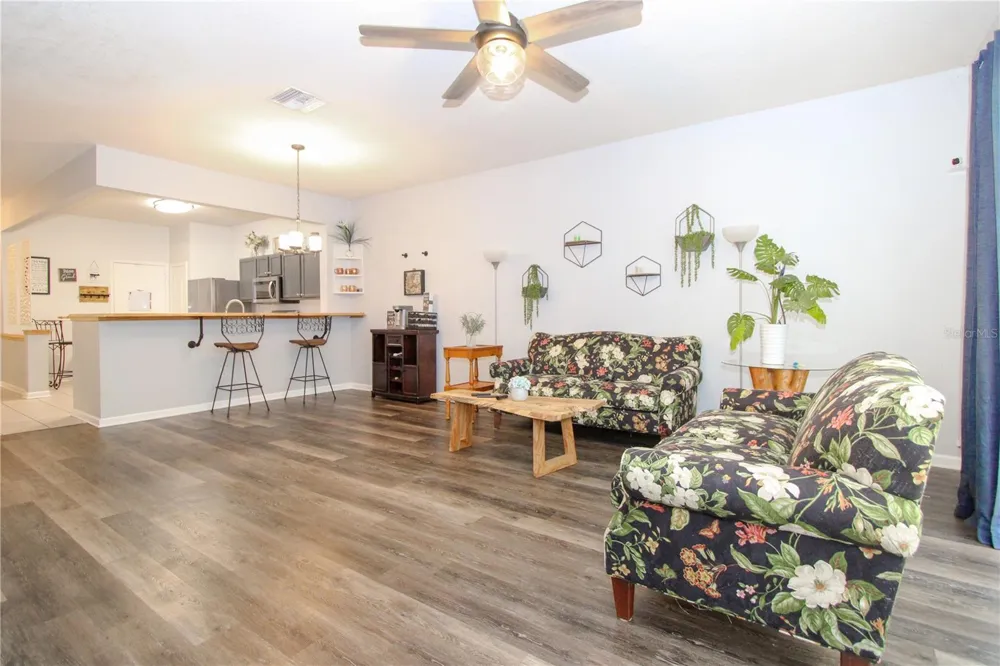 2722 CONCH HOLLOW DRIVE Brandon, FL 33511
