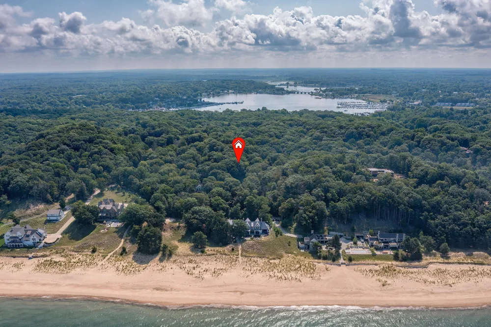 345 Dunegrass Ridge #14 Saugatuck, MI 49453