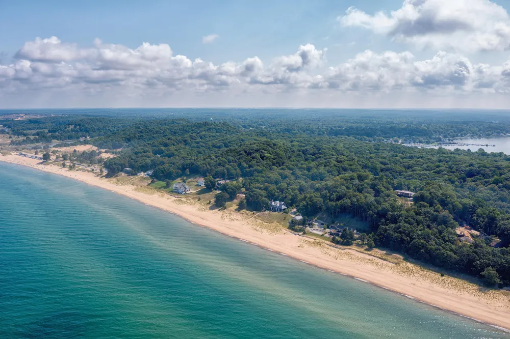 345 Dunegrass Ridge #14 Saugatuck, MI 49453