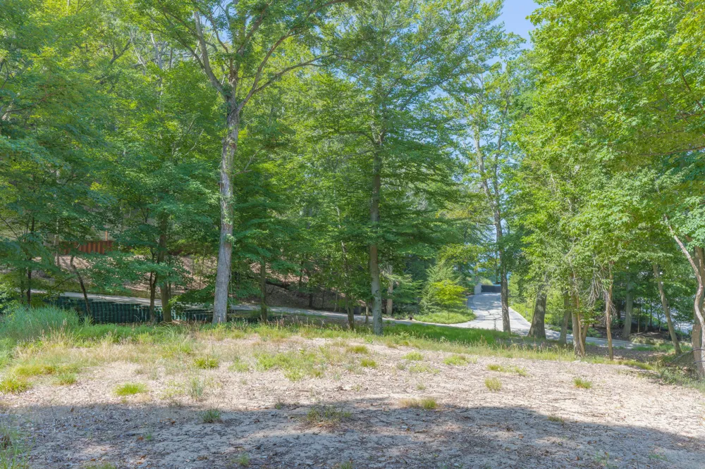 345 Dunegrass Ridge #14 Saugatuck, MI 49453