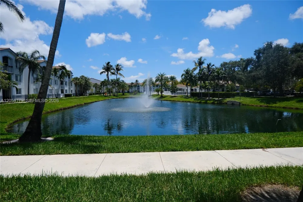 2600 S University Dr #110 Davie, FL 33328