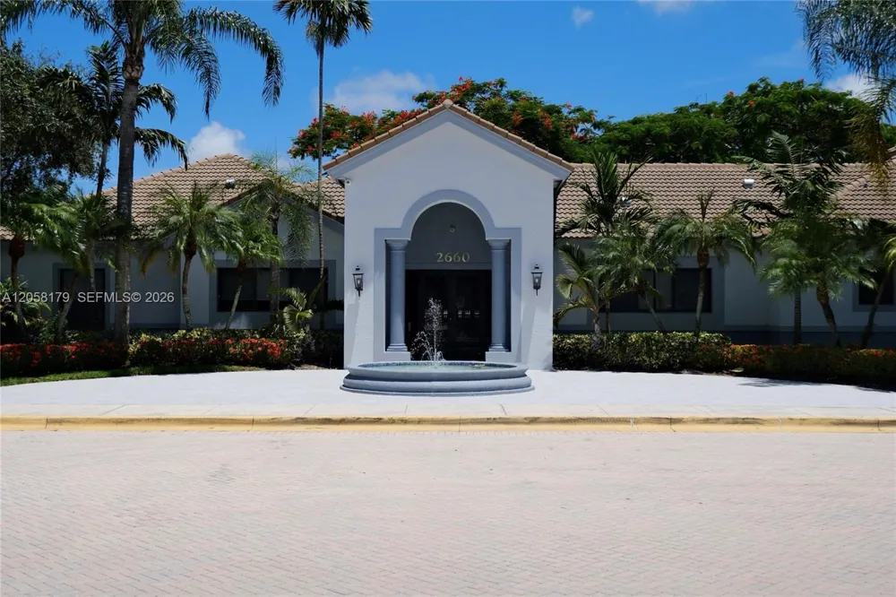 2600 S University Dr #110 Davie, FL 33328