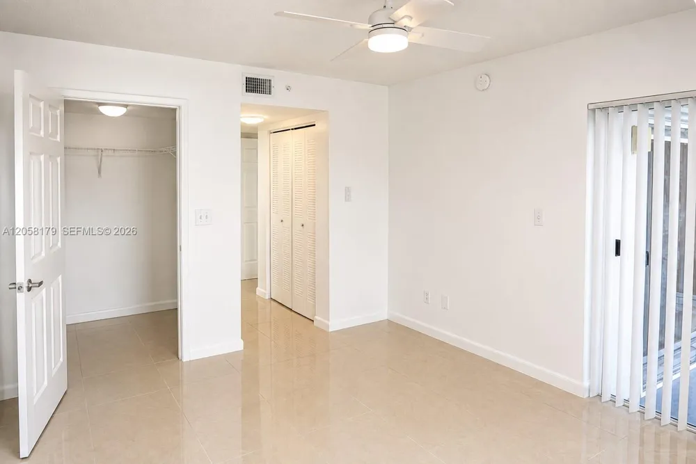 2600 S University Dr #110 Davie, FL 33328