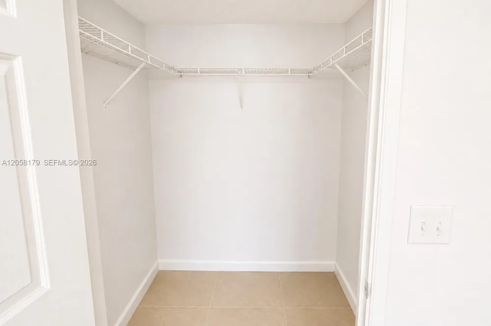 2600 S University Dr #110 Davie, FL 33328