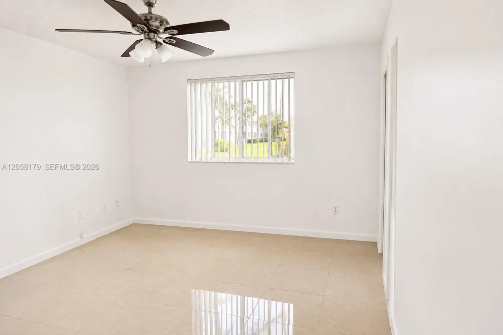 2600 S University Dr #110 Davie, FL 33328