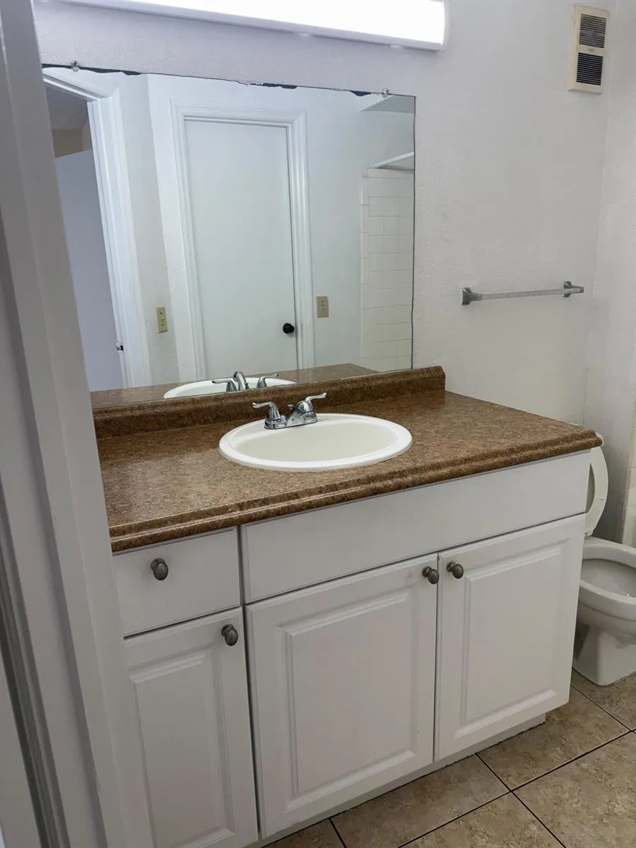 12730 VISTA ISLES DRIVE #812 Sunrise, FL 33325