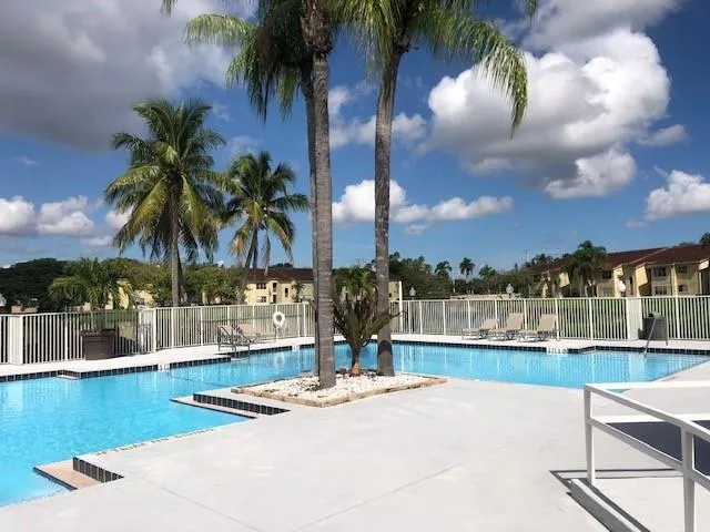 12730 VISTA ISLES DRIVE #812 Sunrise, FL 33325